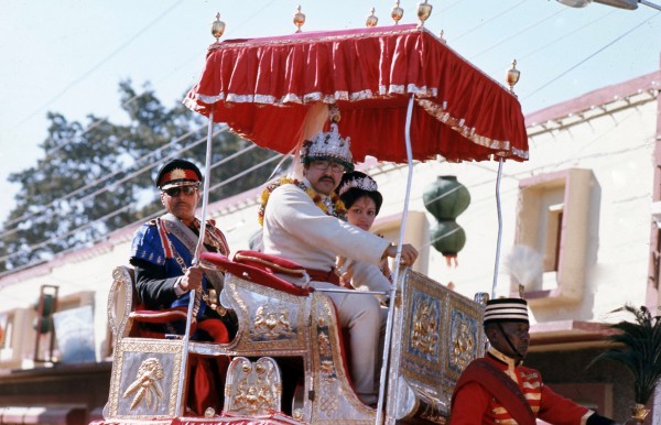 Népal couronnement du roi février 1975